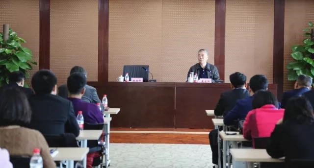 戴东强深入开发区宣讲党的十九大精神(图2)