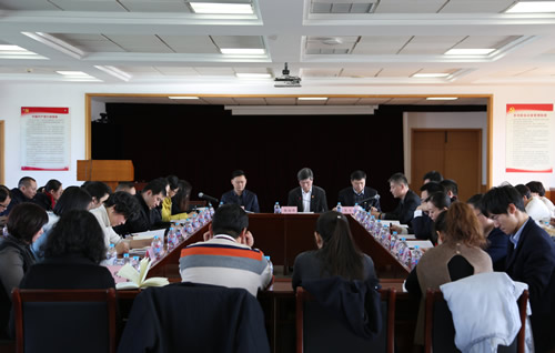 开发区工委召开基层党支部书记述职述评会议(图1)