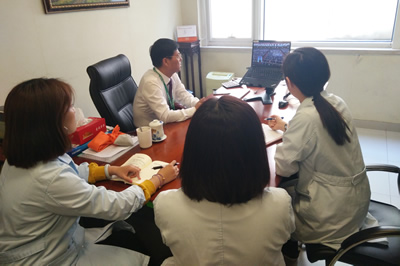 开发区组织收看纪念马克思诞辰200周年大会(图4)