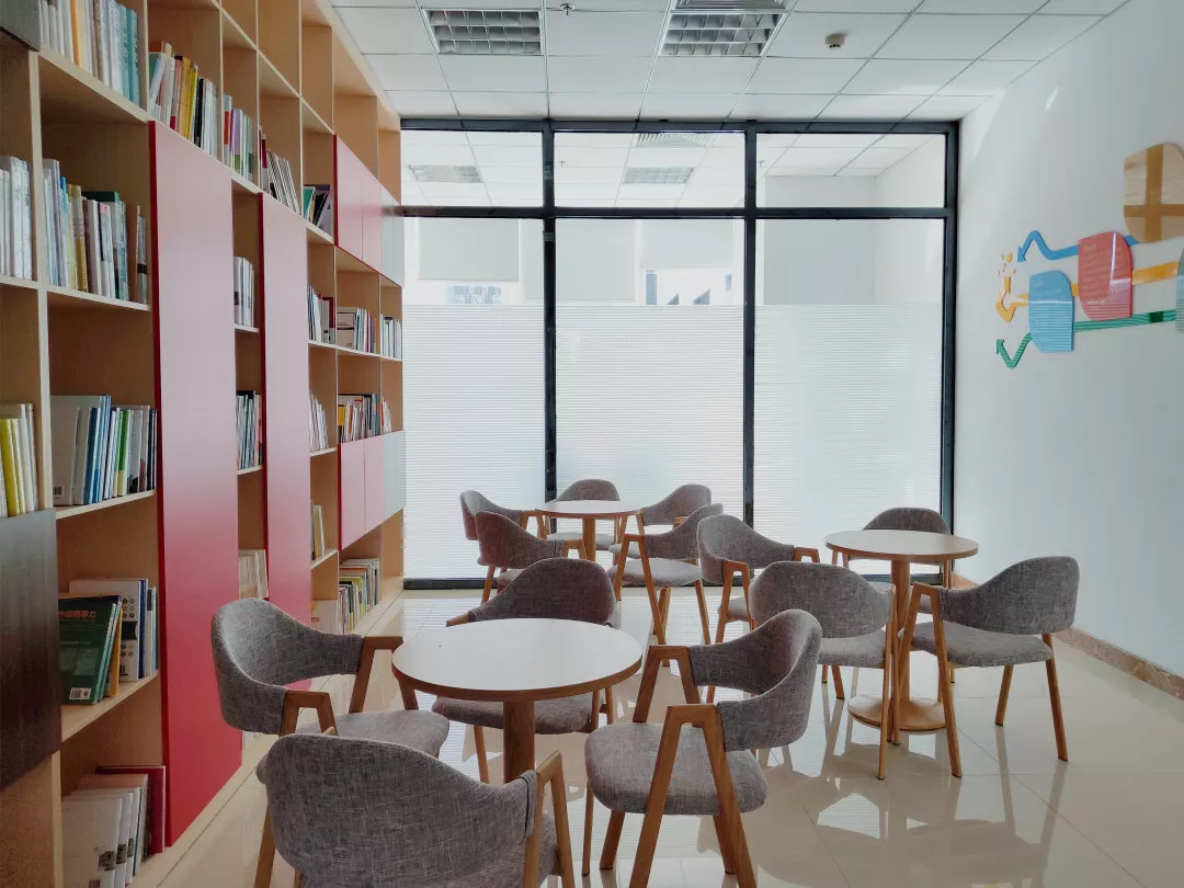 创业总部基地党群服务中心建成(图2)