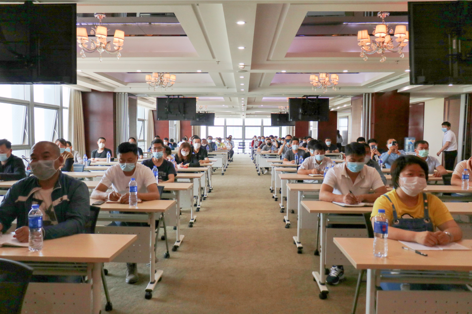 武清开发区召开“两会”期间消防安全专题工作会议(图5)