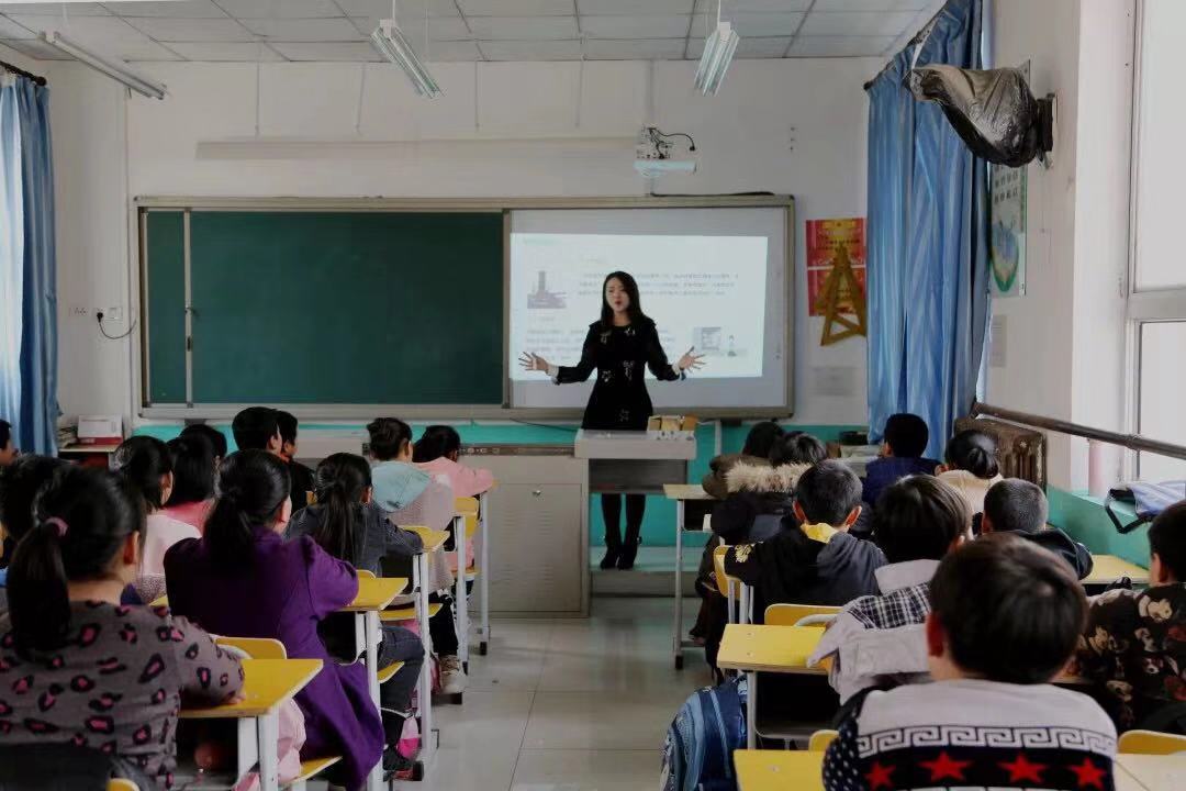 武清开发区工会开展“3·5学雷锋倡导奉献资源共享”活动(图14)