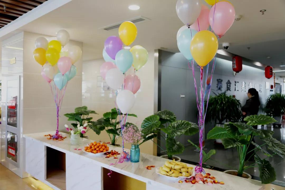 女神节快乐！开发区工会、妇联联合开展插花艺术课堂(图16)