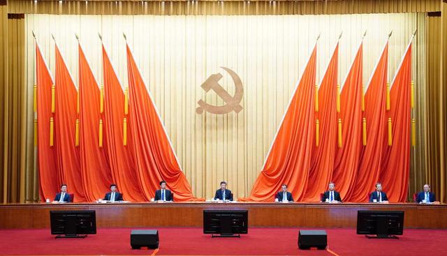 习近平出席党史学习教育动员大会并发表重要讲话(图1)