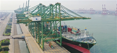 天津港今年新开通首条外贸远洋干线(图1)