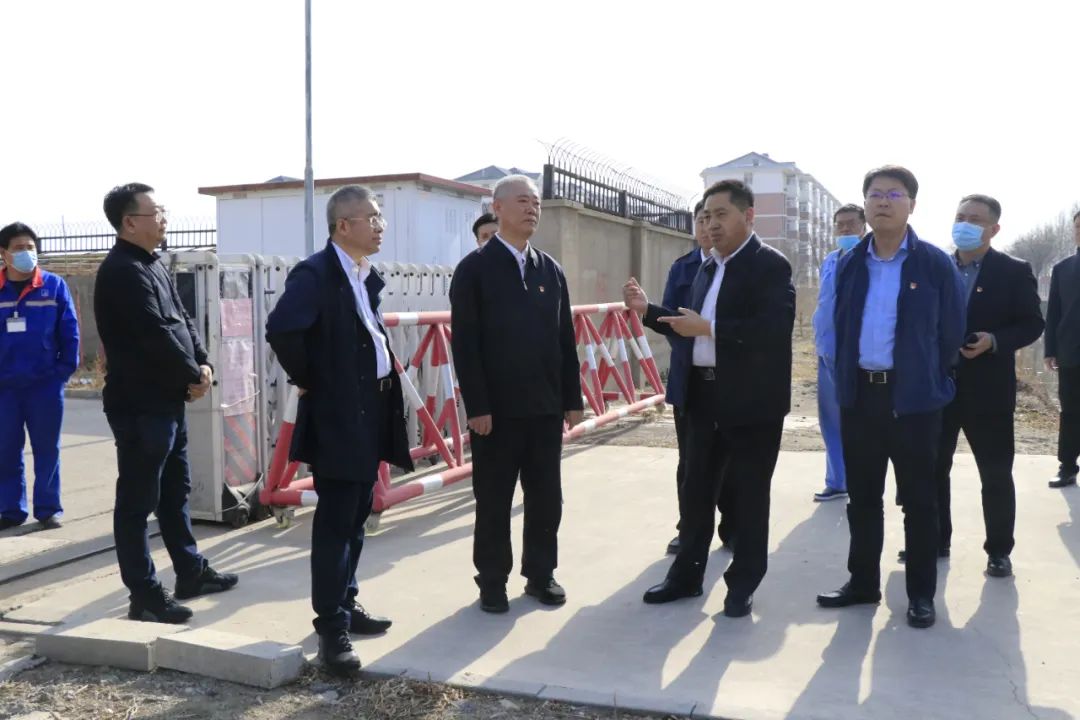 武清区委书记深入基层现场解难题(图1)