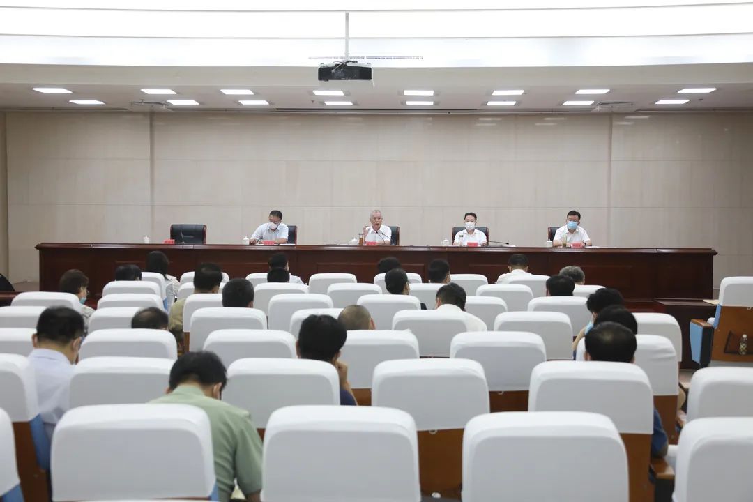 武清区委召开区委常委会扩大会议暨全区上半年高质量发展推动会(图1)