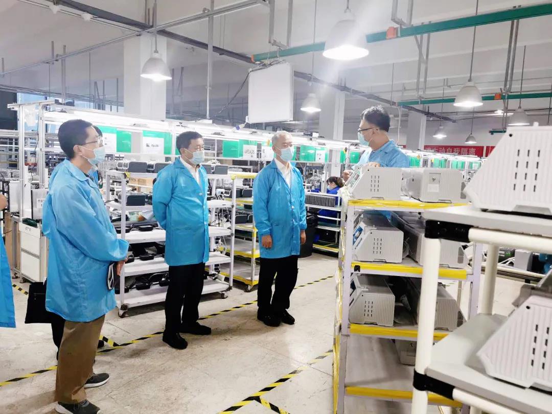 区委书记戴东强一行深入开发区企业调研(图3)