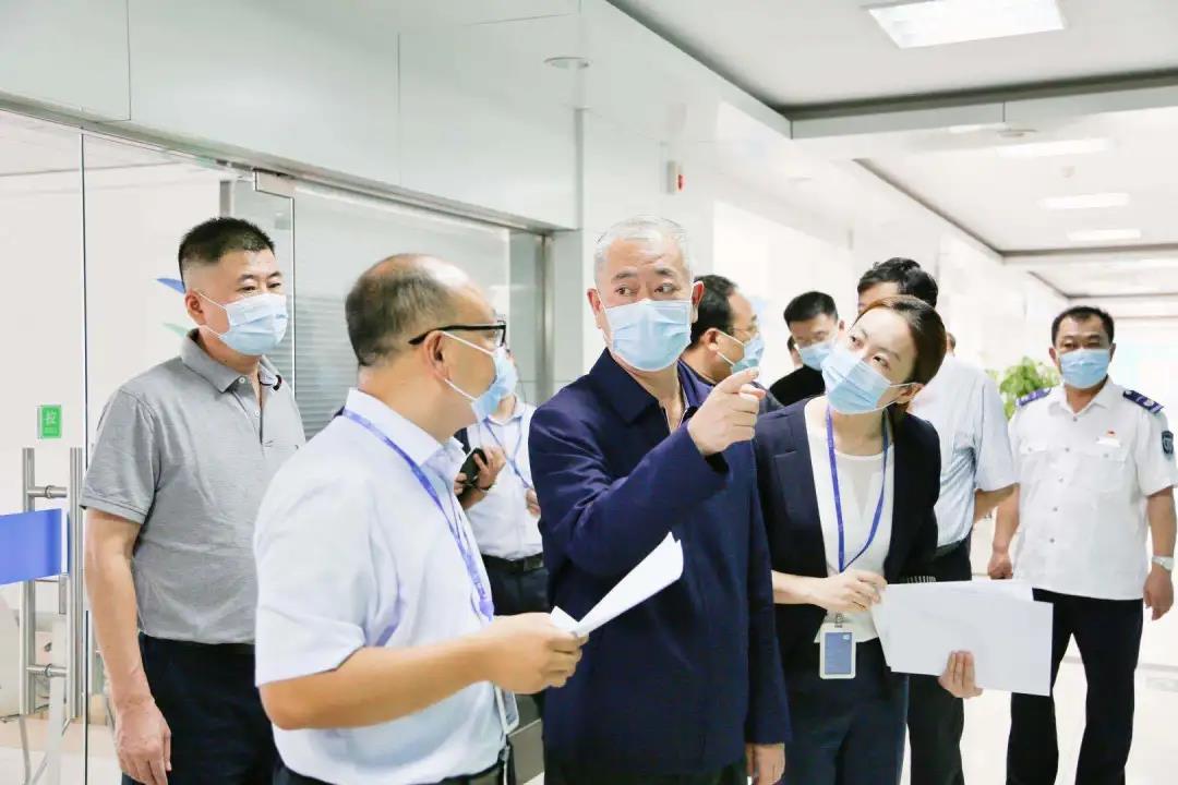 区委书记戴东强深入开发区企业检查食品安全保障工作(图2)