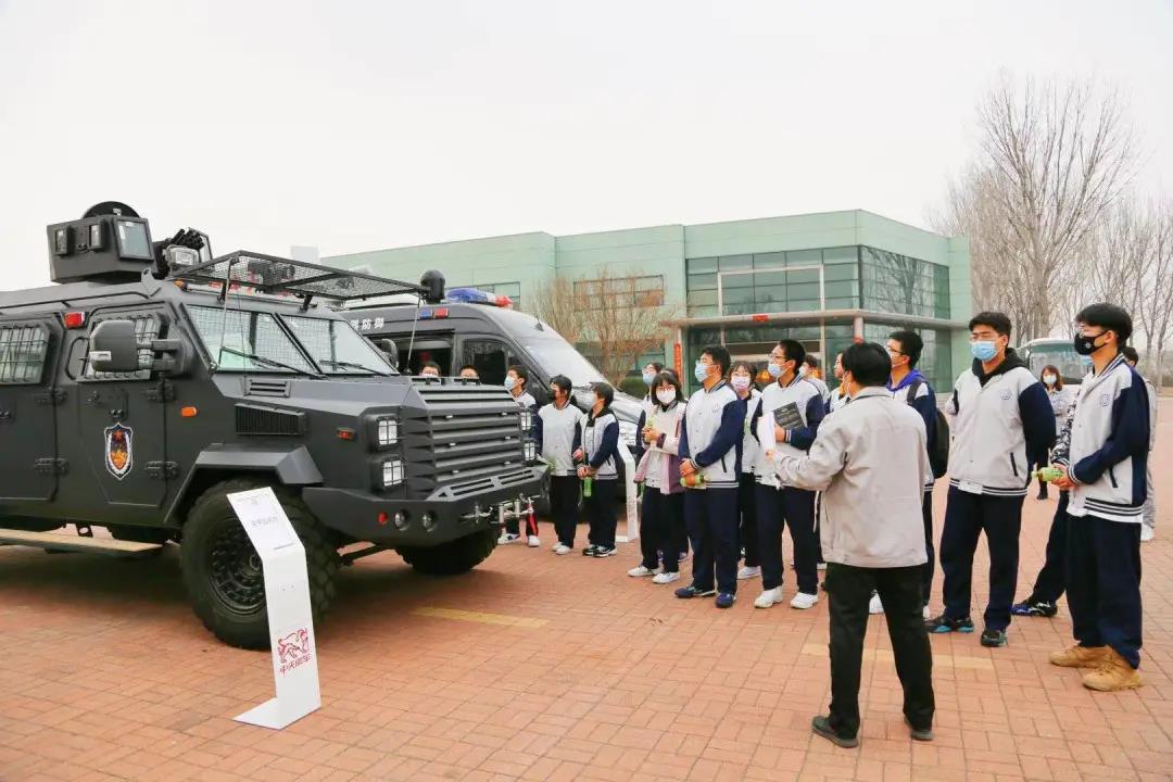 感受科技创新魅力｜杨村三中学生走进中天特车感悟创造之美(图6)