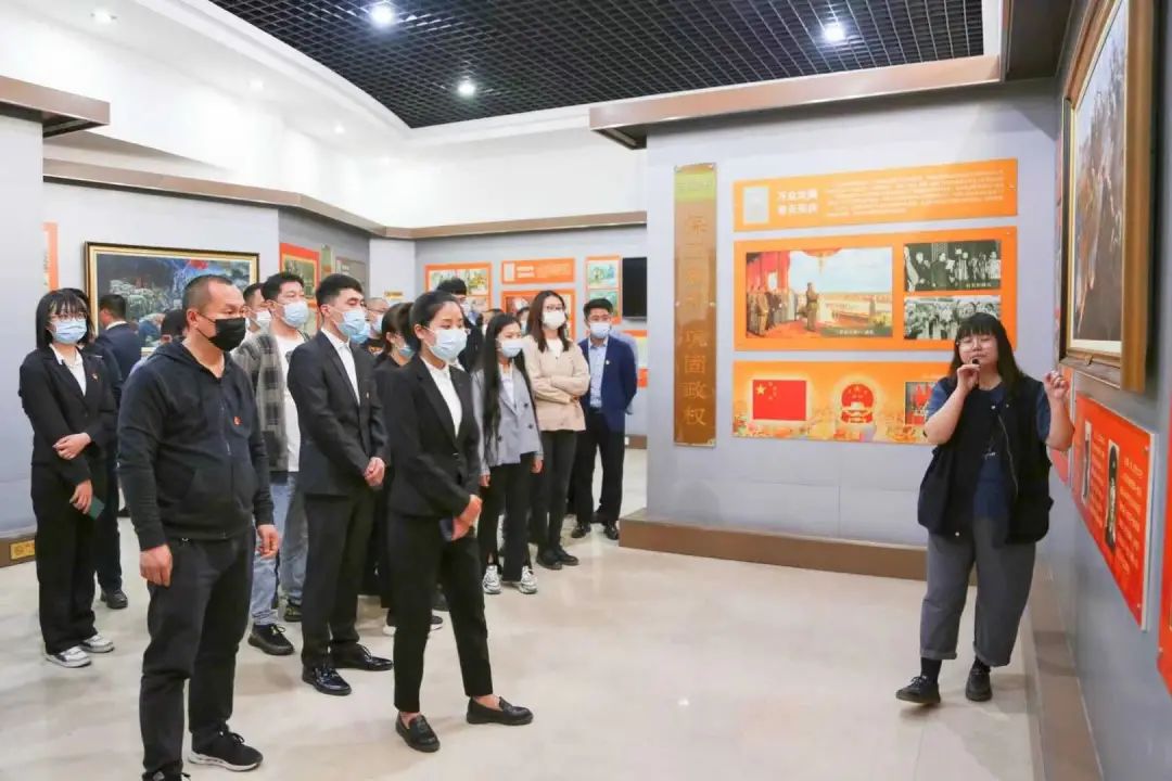 弘扬英烈精神·奋进新时代 | 武清开发区组织开展党史学习教育主题党日活动(图5)