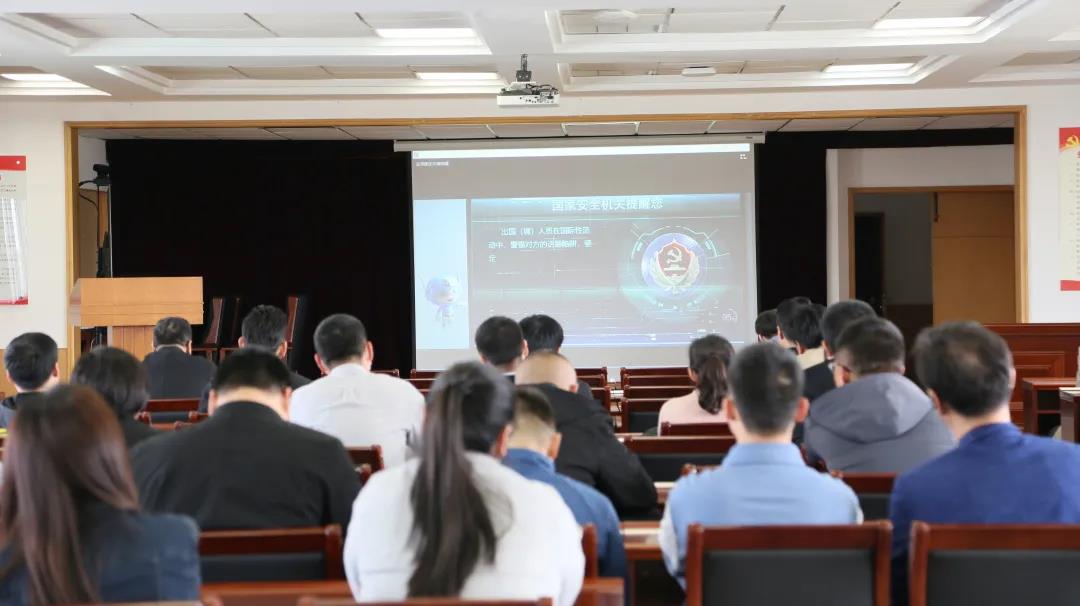 我们在行动 | 武清开发区开展2021年全民国家安全教育日普法宣传活动(图4)