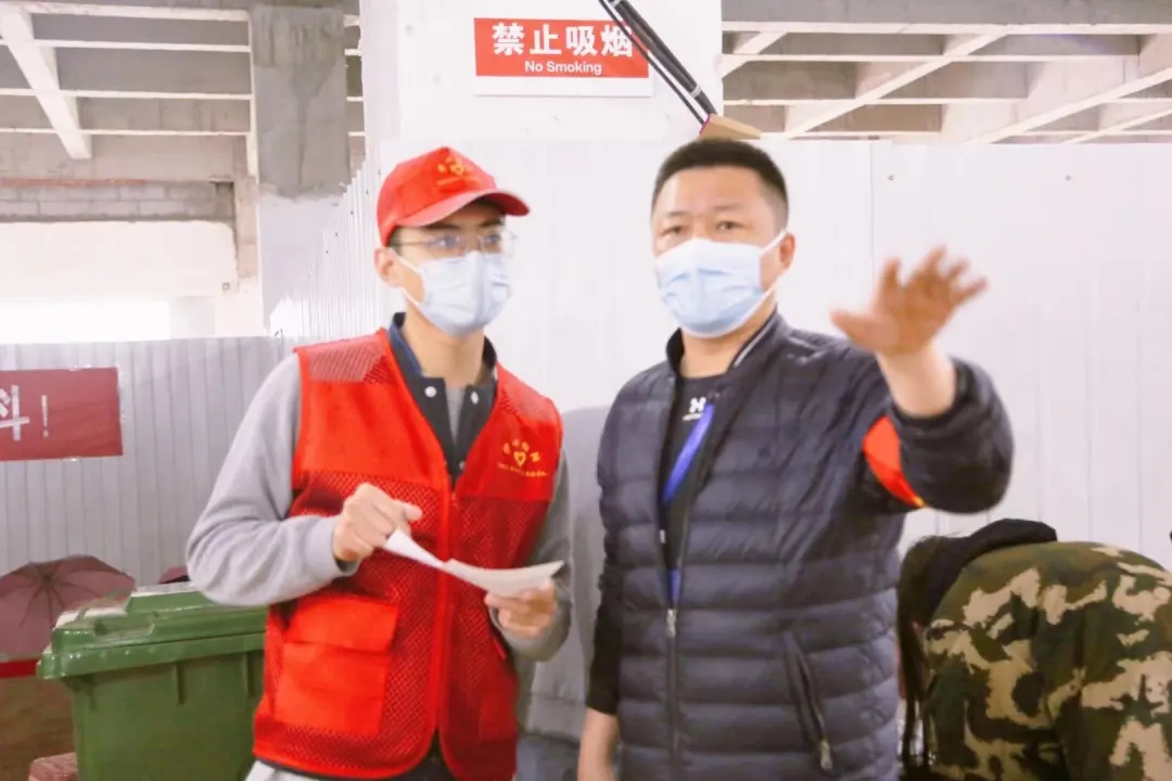 携手共筑免疫屏障 | 天津伊利到武清开发区疫苗接种点开展志愿服务(图7)