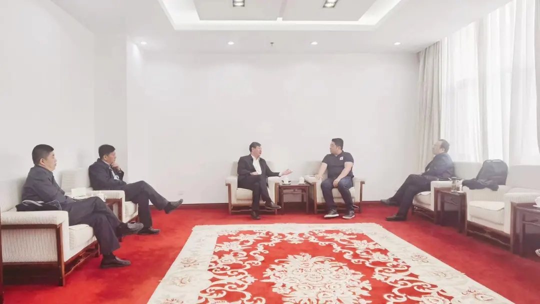 WooLand World世界网红城项目进展座谈会召开(图1)