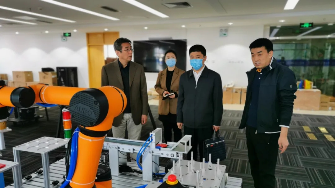 【聚焦UDA】总结四月，迎接五月！(图12)