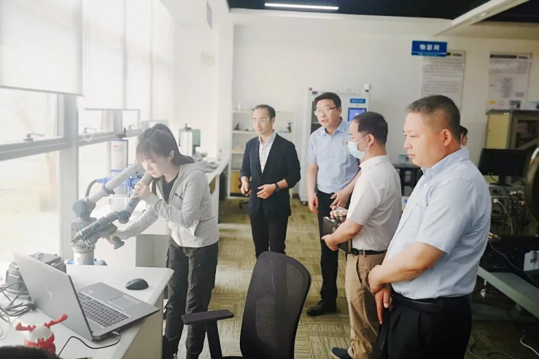 区委常委、组织部部长高进田一行深入武清开发区企业调研(图8)