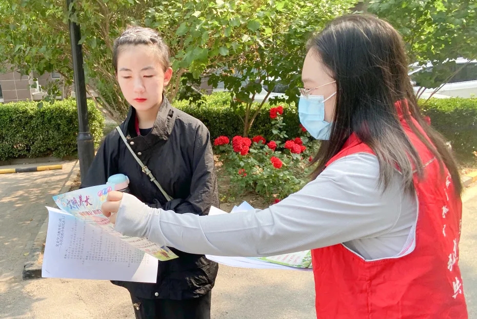 【奋斗百年路 启航新征程】武清开发区开展党史知识宣传志愿活动(图4)