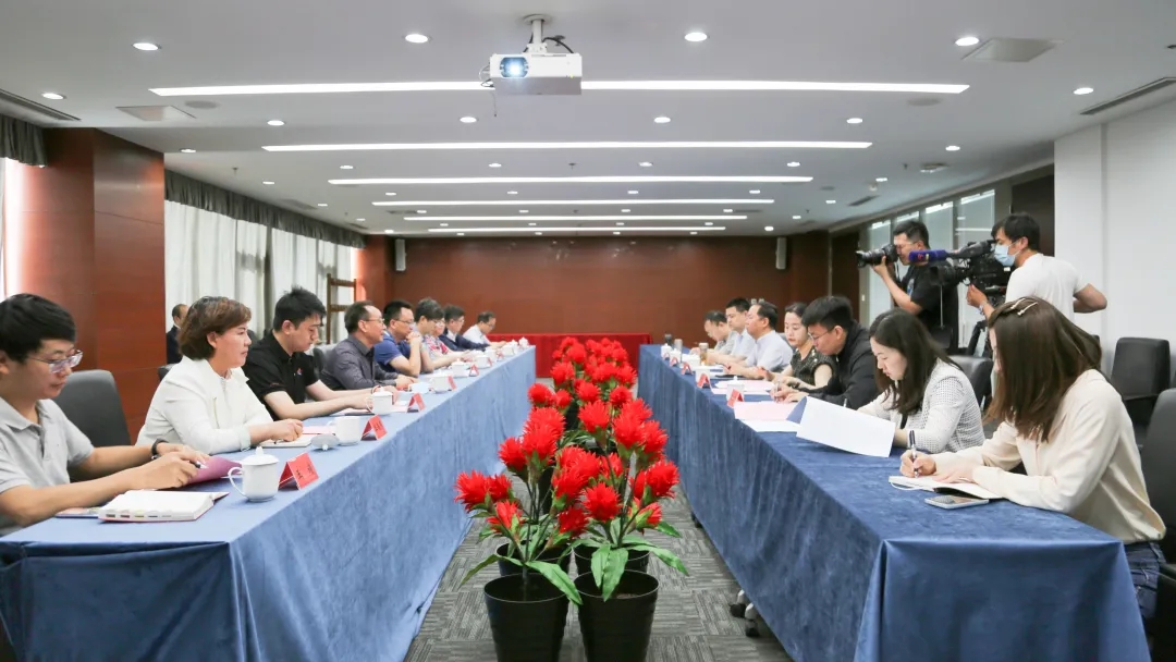 “我为群众办实事” | 区企业家恳谈会在武清开发区召开(图1)