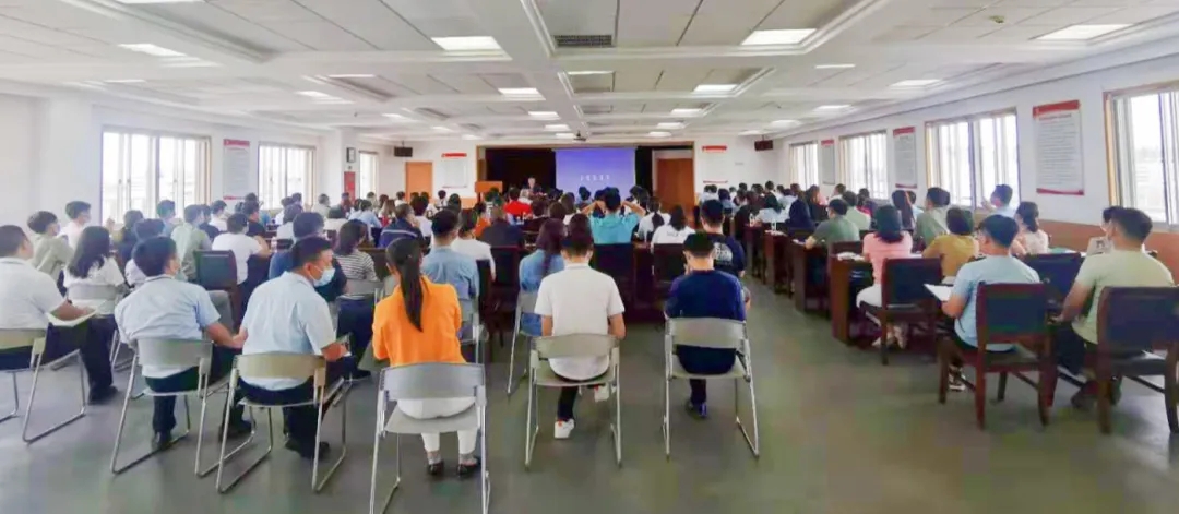 武清开发区举办2021年第一次企业高管培训(图1)