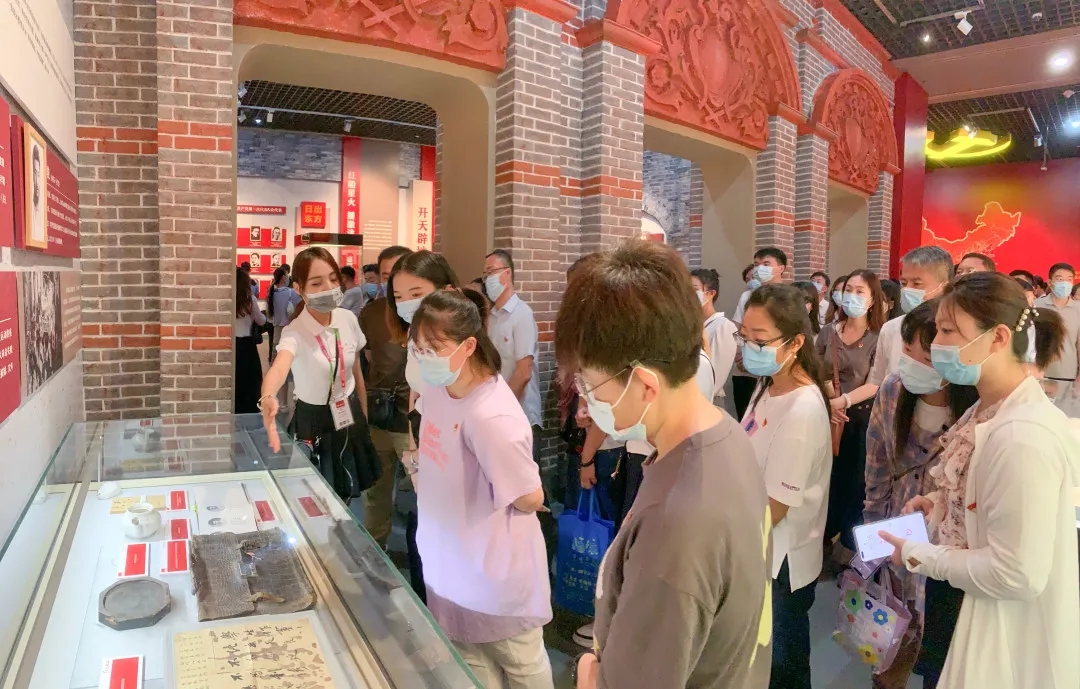 武清开发区组织参观“红色记忆——天津革命文物展”(图3)