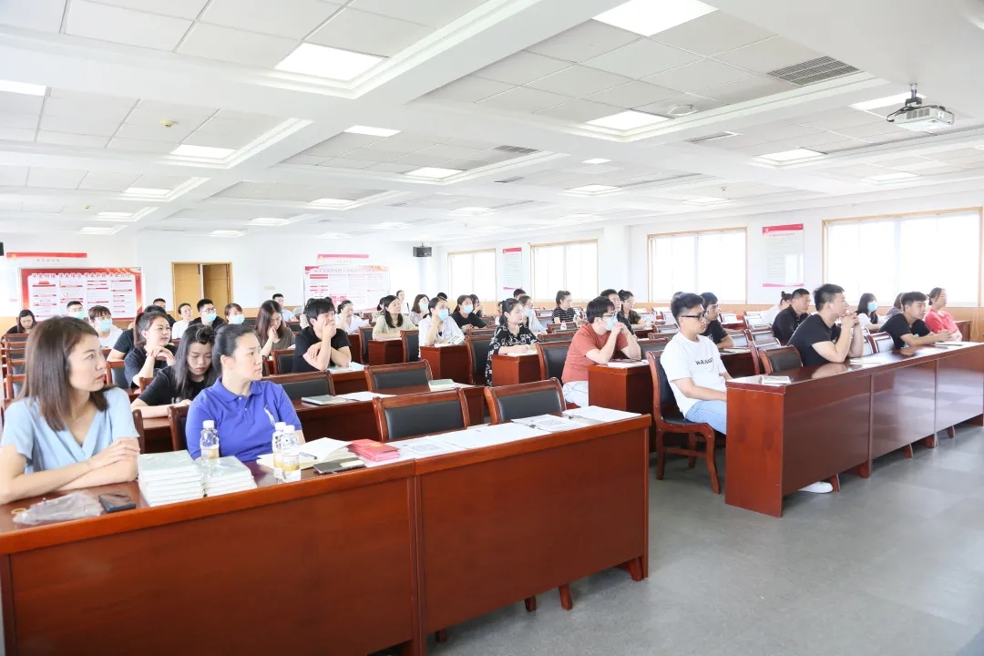 武清区总工会职工素质提升大讲堂走进武清开发区(图5)