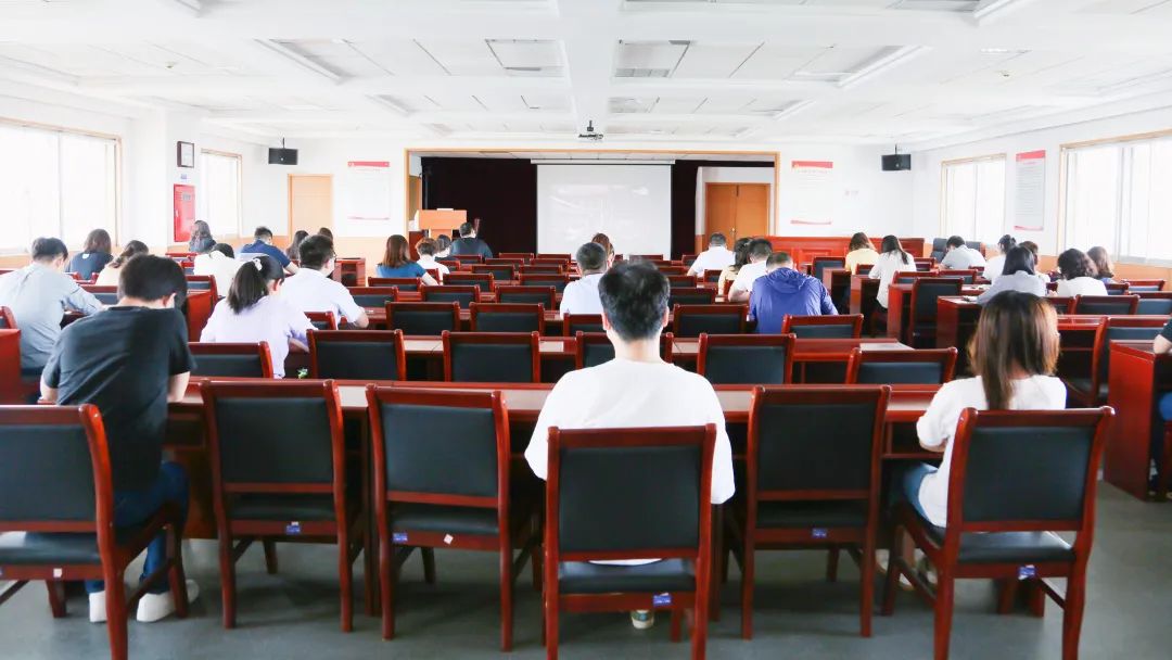 【聚焦市第十二次党代会】武清开发区全体党员干部收看大会开幕式直播(图4)