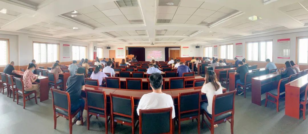 【聚焦市第十二次党代会】武清开发区全体党员干部收看大会开幕式直播(图1)