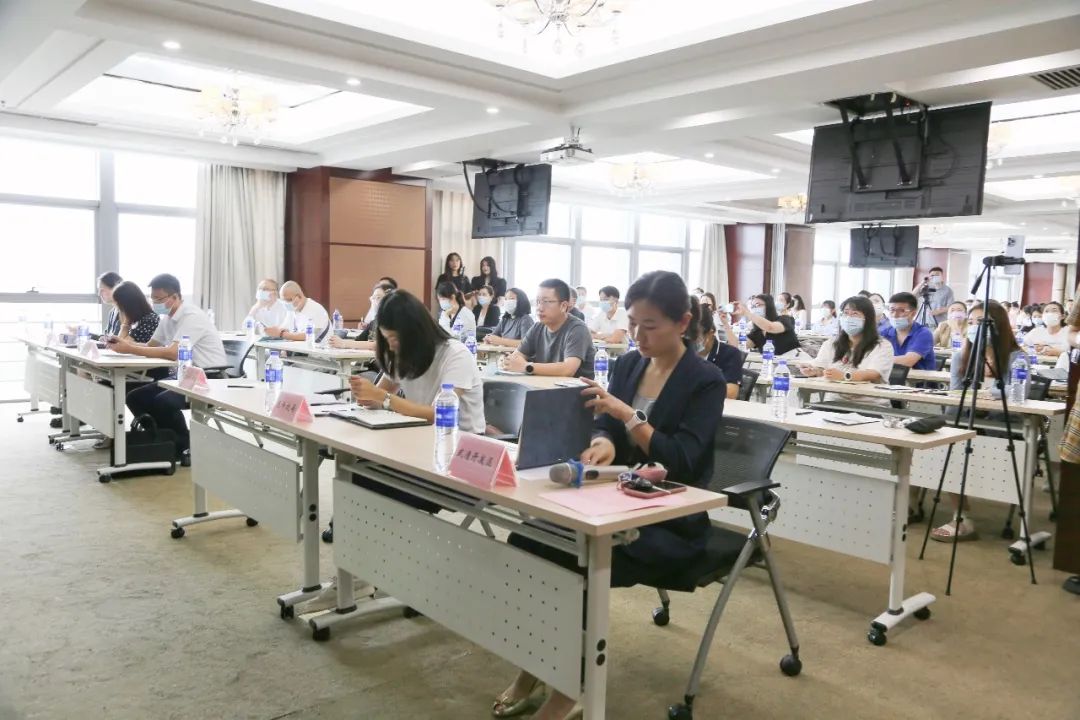 搭起政策解读“连心桥”!武清开发区举办2022年度科技人才政策宣讲会(图9)