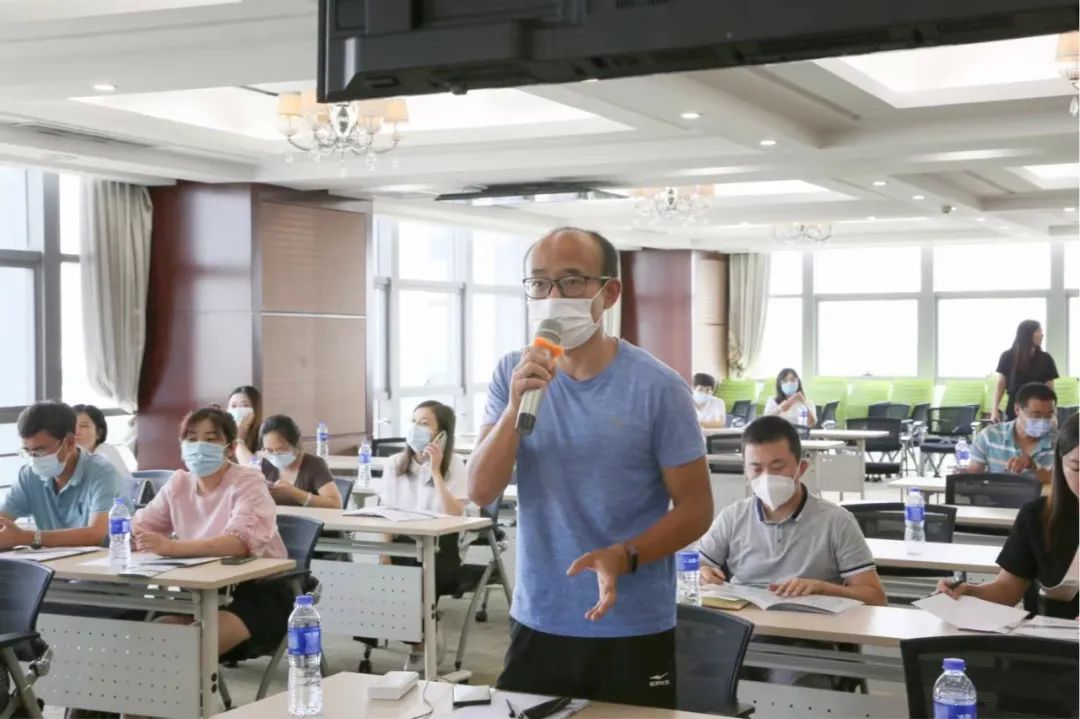 搭起政策解读“连心桥”!武清开发区举办2022年度科技人才政策宣讲会(图8)