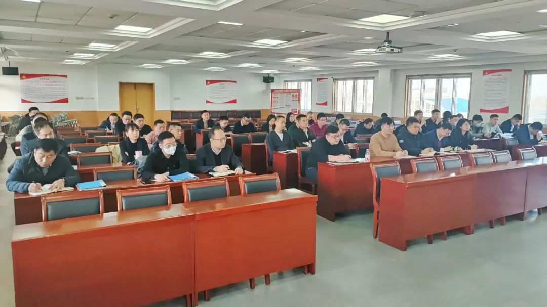 思想不放松 工作不脱节 | 武清开发区召开春节假期工作安排部署会(图2) 思想不放松 工作不脱节 | 武清开发区召开春节假期工作安排部署会(图2)