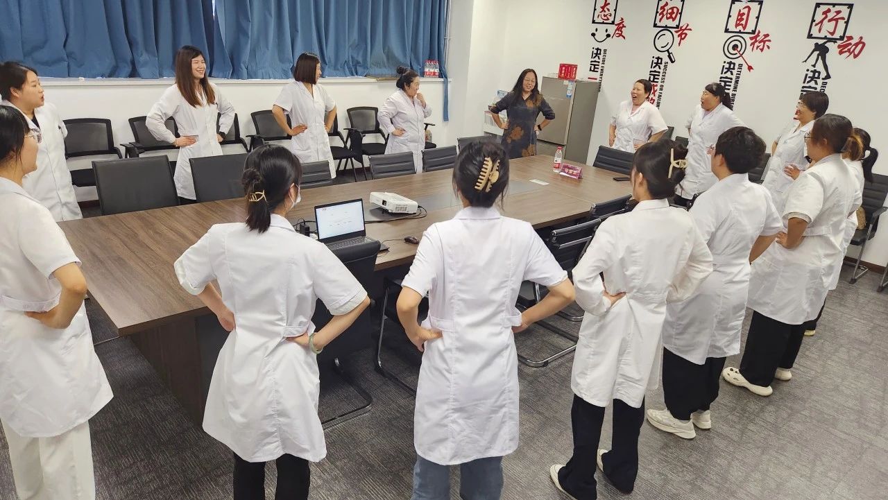 隆泰银信生物科技妇联成立(图5) 隆泰银信生物科技妇联成立(图5)