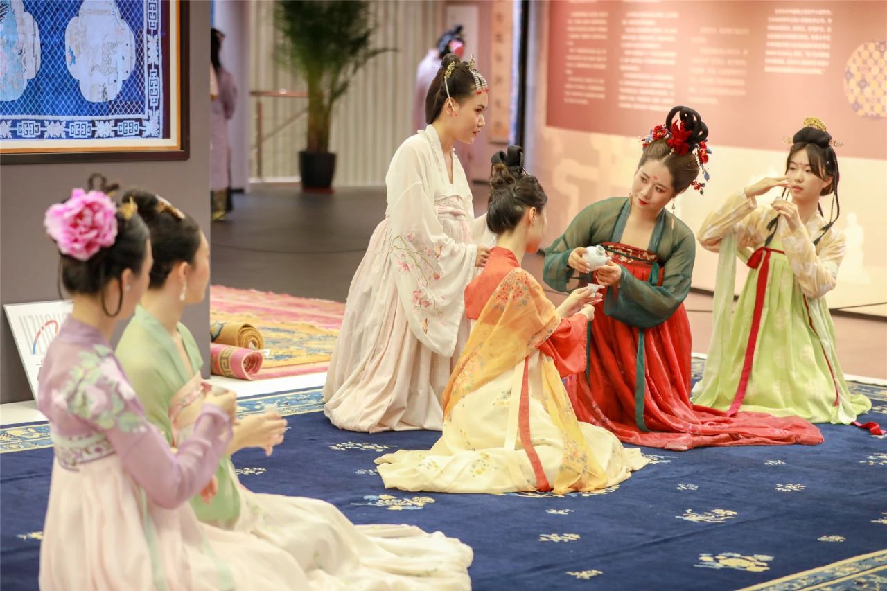 1395万人次！28.76亿元↗不愧商圈“流量王”(图12)