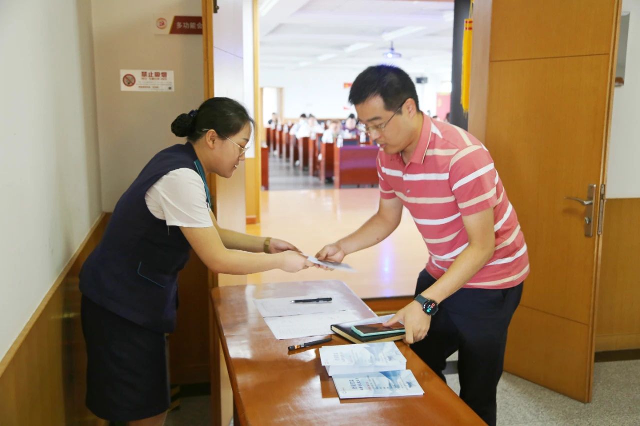 以法护航 为企赋能 | 武清开发区举办新《公司法》专题培训会(图1) 以法护航 为企赋能 | 武清开发区举办新《公司法》专题培训会(图1)