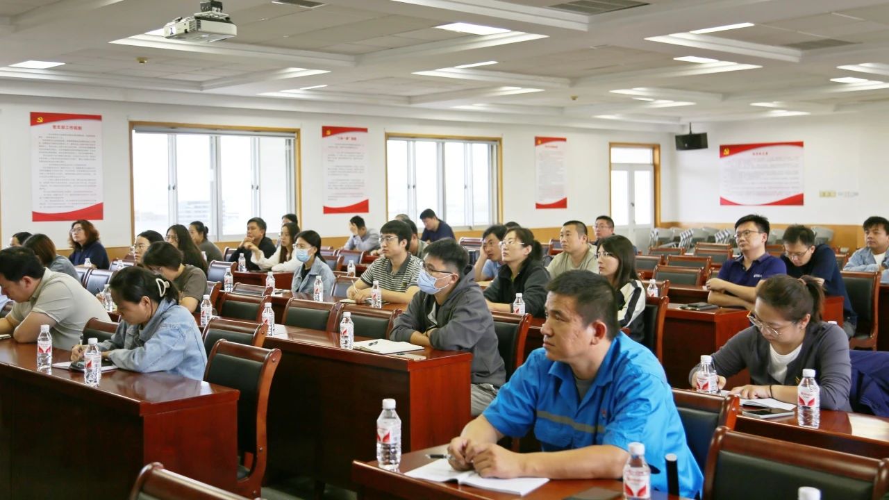 武清开发区党委开展学习贯彻党的二十届三中全会精神区委讲师团主题宣讲(图5)