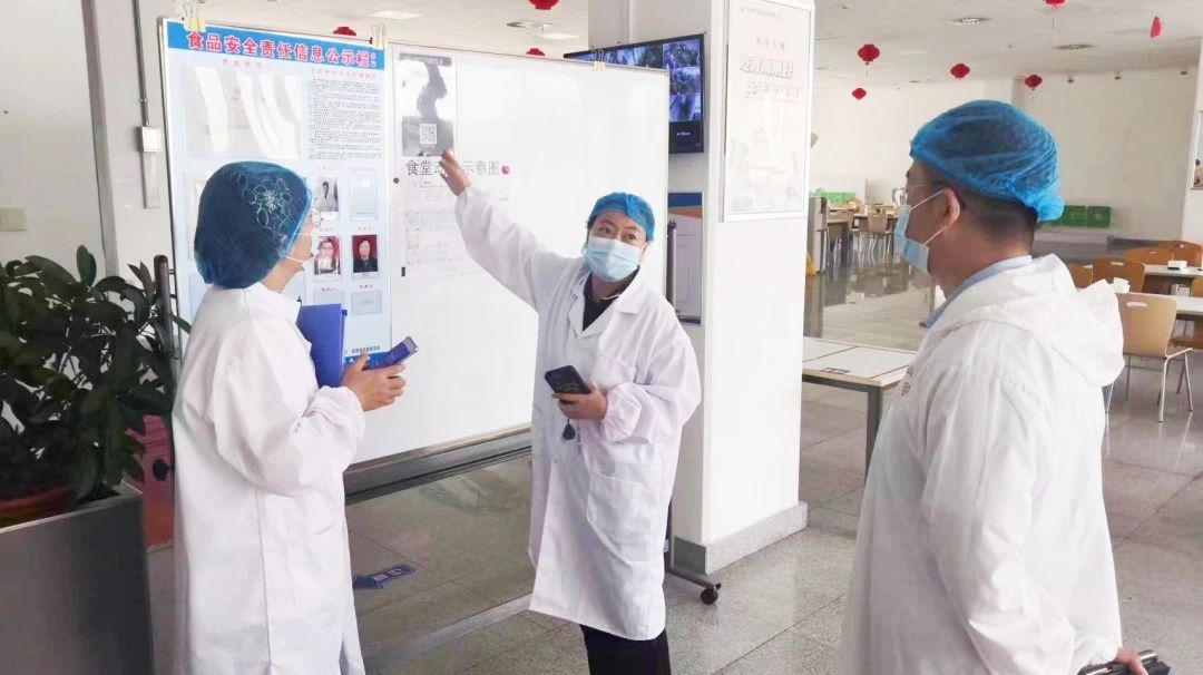 诚信尚俭 共享食安 武清开发区开展食品安全宣传周活动(图2)