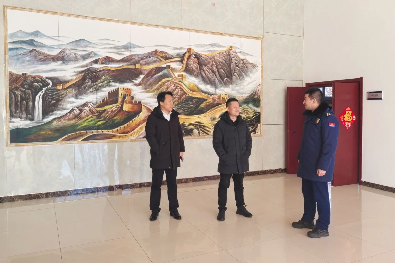 共筑平安祥和年！武清开发区领导慰问辖区公安民警和消防支队指战员(图3)