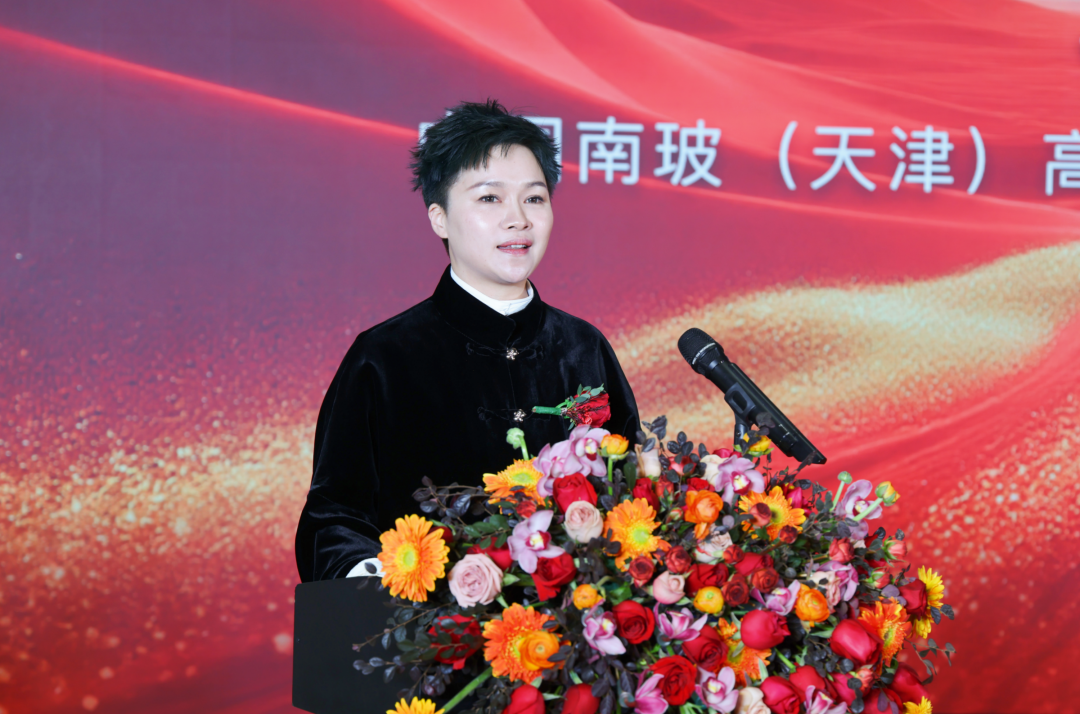 璃光之间 透见未来！南玻高端定制玻璃科技体验中心启幕(图2)