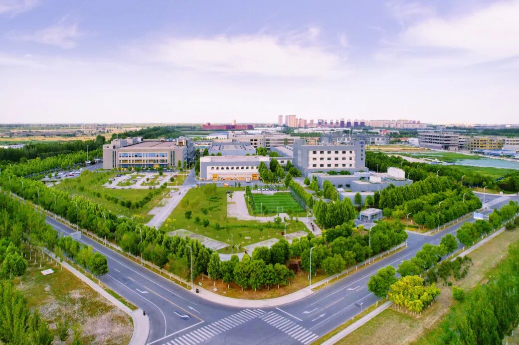 以硬核载体为钥 开启特色产业高质量发展新局！(图2)